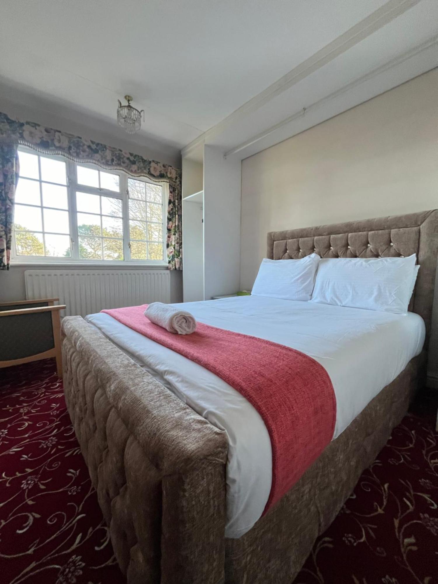 Unwind In Comfort At Cosy Caradus Your 4 Bedroom Home Sweet Home! Birmingham Buitenkant foto