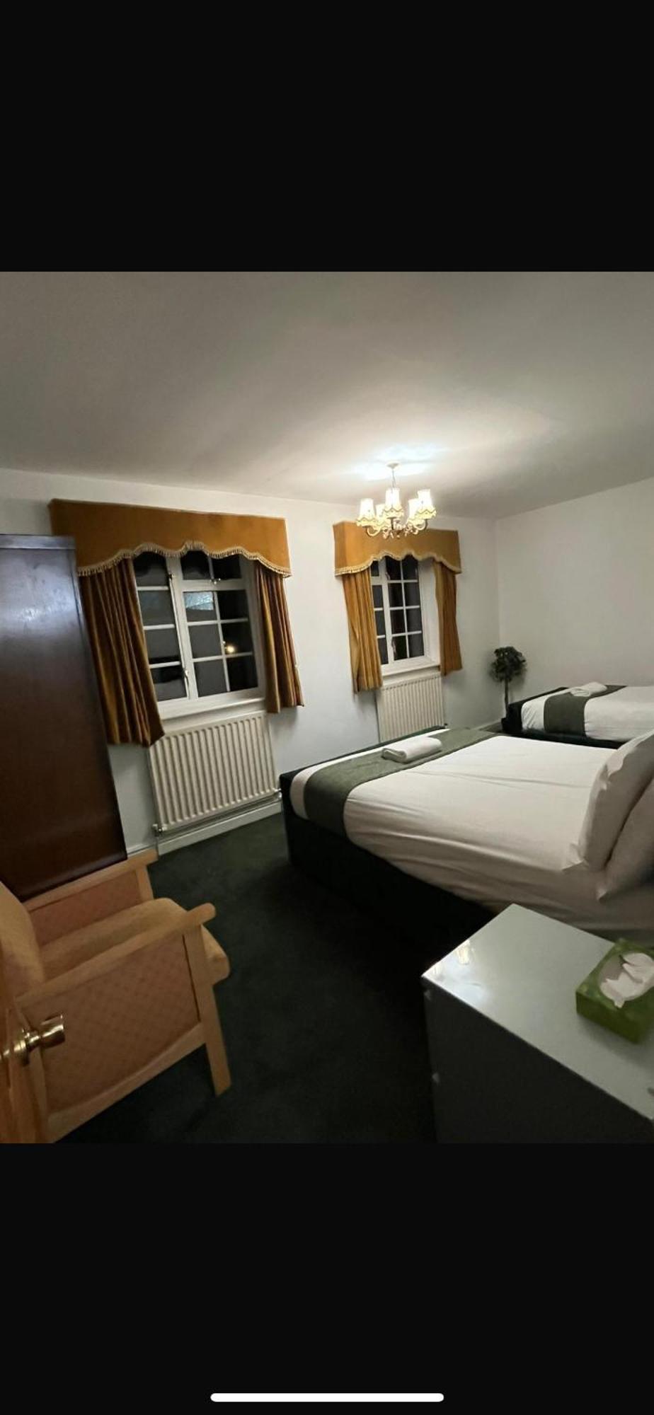 Unwind In Comfort At Cosy Caradus Your 4 Bedroom Home Sweet Home! Birmingham Buitenkant foto