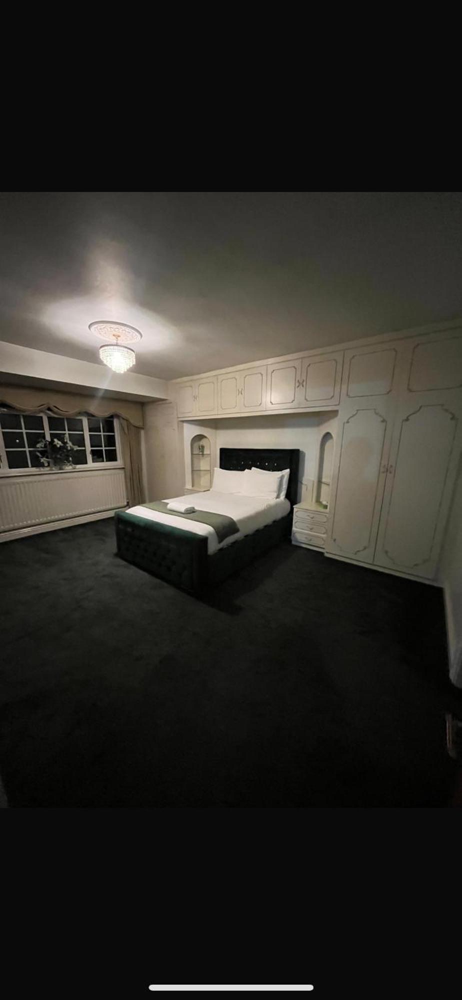 Unwind In Comfort At Cosy Caradus Your 4 Bedroom Home Sweet Home! Birmingham Buitenkant foto